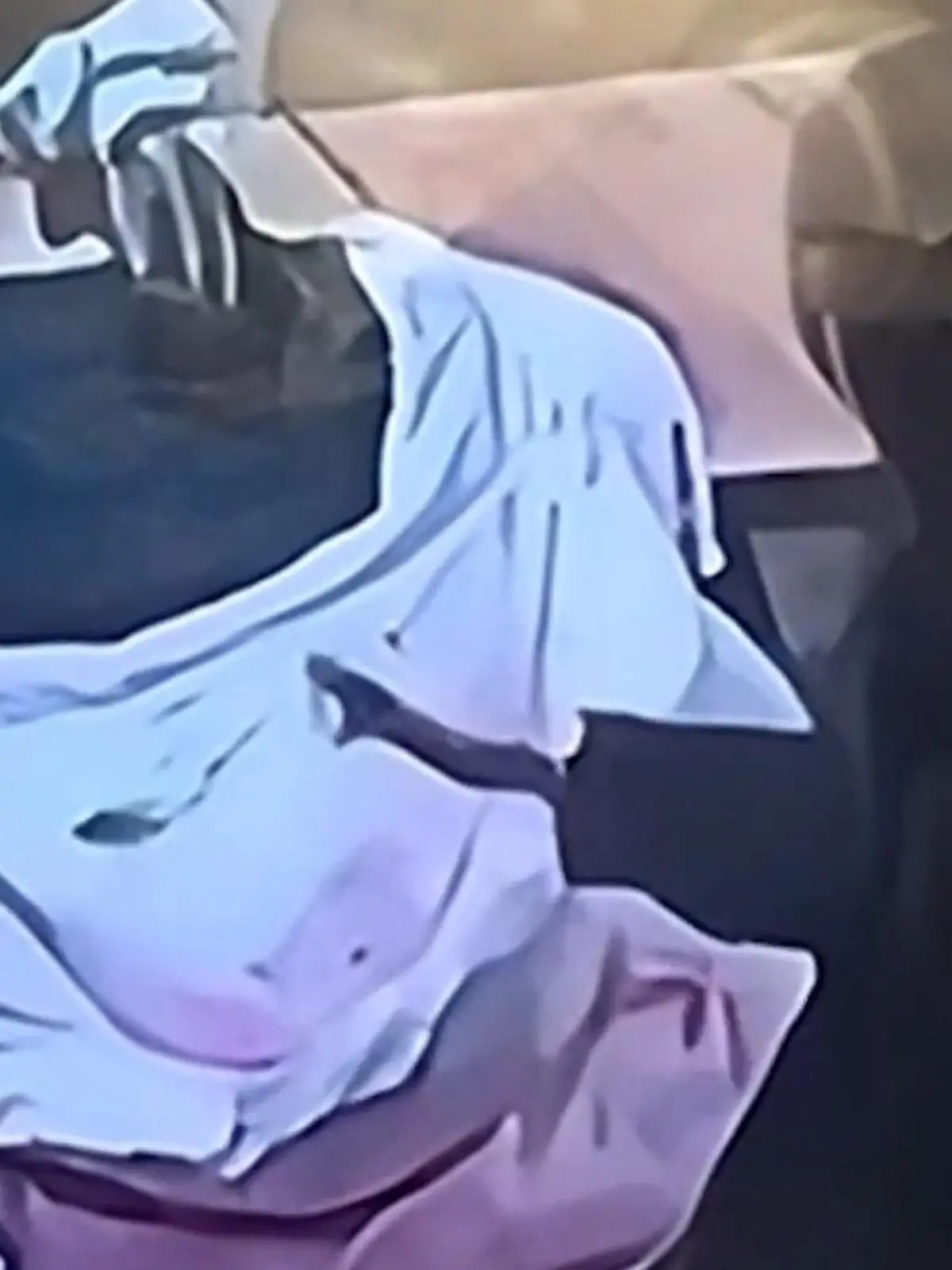 Bild zu: "Frau kippt Schneckensuppe in Kapuze von Sitznachbarin – um sie DAFÜR zu bestrafen!"