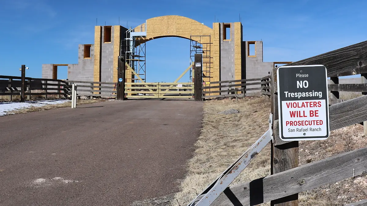 Hat Epstein hier Mädchen vergraben? Ermittlungen auf der "Zorro-Ranch"