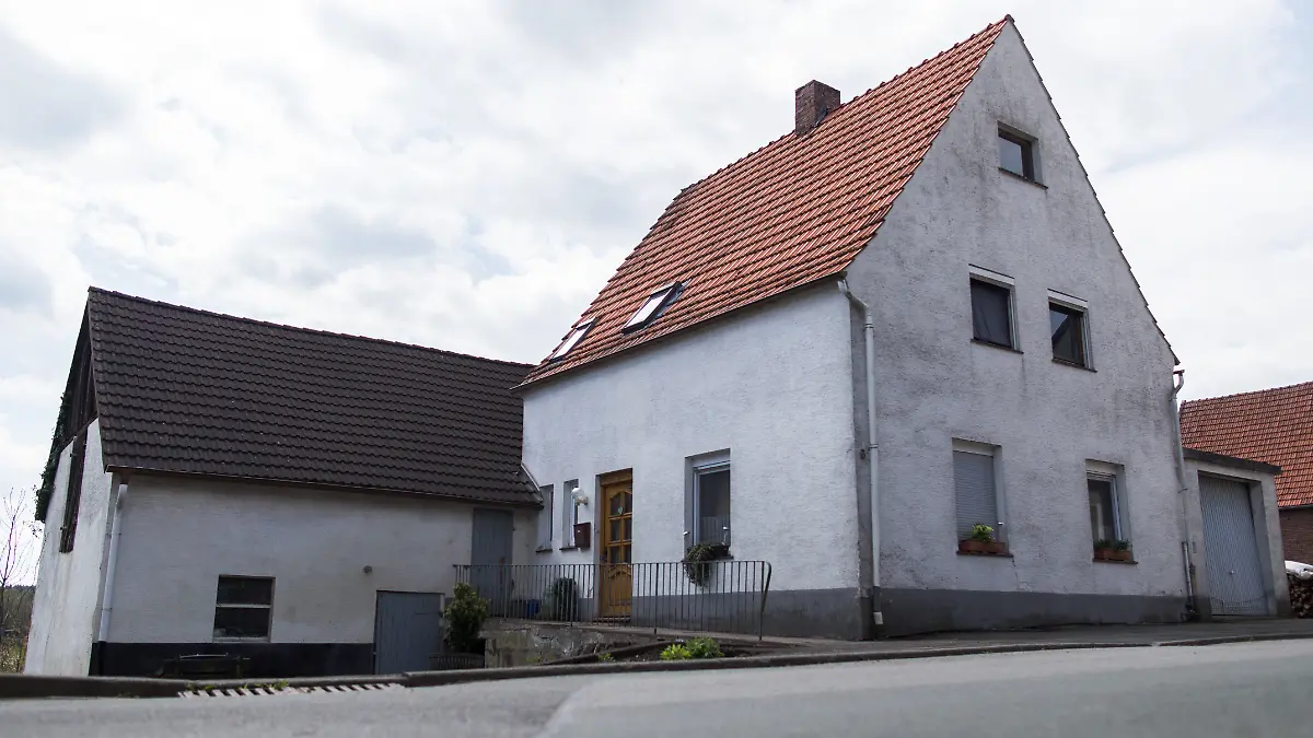 Frau stirbt nach wochenlanger Gefangenschaft