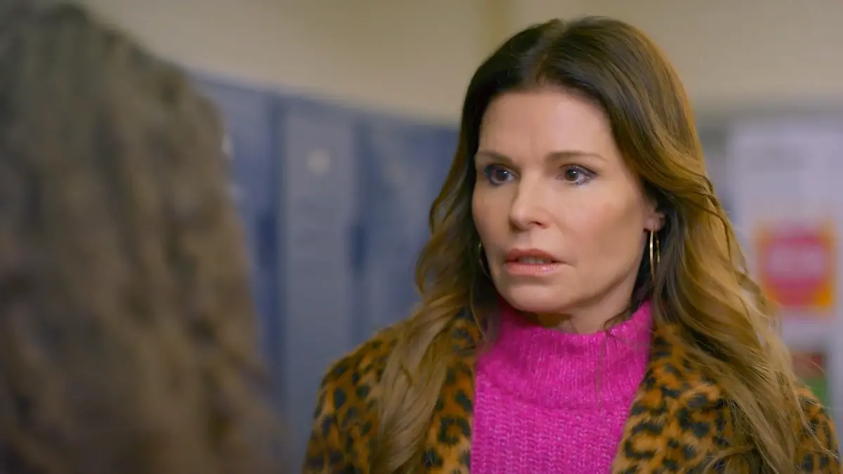 Britta kann es einfach nicht mehr für sich behalten 