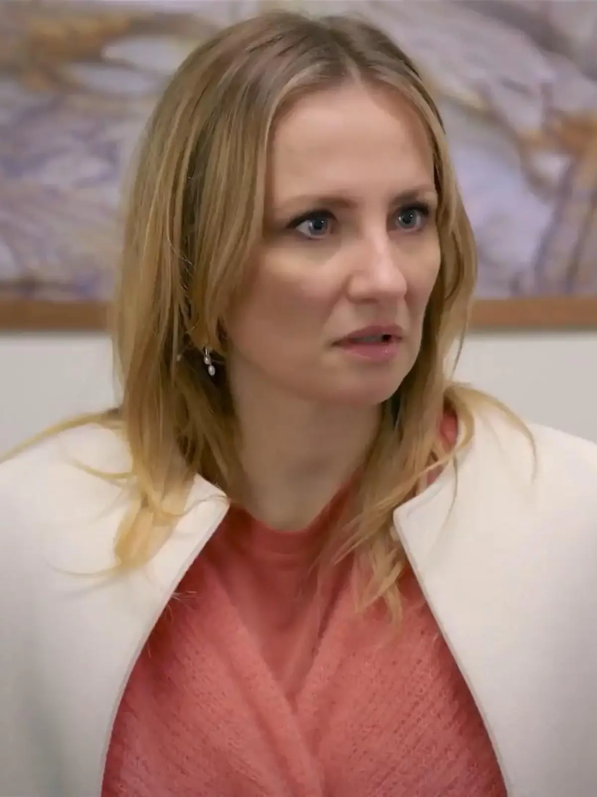 Bild zu: "Isabelle erfährt von Nathalie, wie es um Kilian steht"