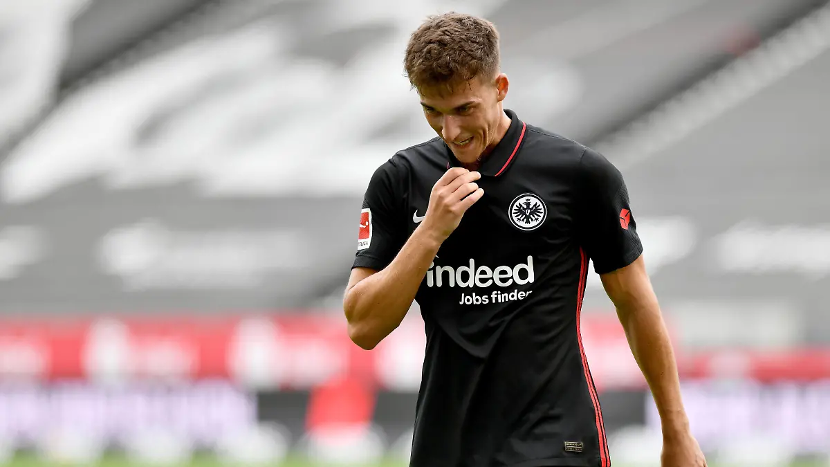 Fußball Testspiel Eintracht Frankfurt - RC Strasbourg am 24.07.2021 im Deutschen Bank Park in Frankfurt Ajdin Hrustic Frankfurt DFL regulations prohibit any use of photographs as image sequences and/or quasi-video. *** Football test match Eintracht Frankfurt RC Strasbourg on 24 07 2021 at Deutsche Bank Park in Frankfurt Ajdin Hrustic Frankfurt DFL regulations prohibit any use of photographs as image sequences and or quasi video xJKx