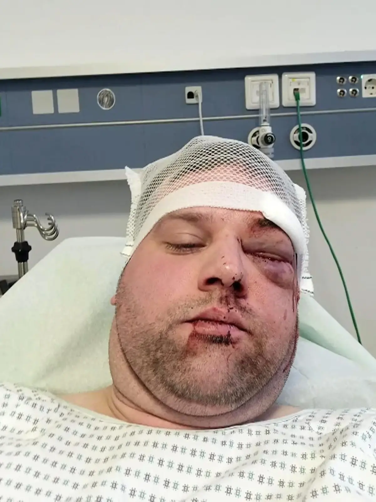 Bild zu: "DRK-Mitarbeiter ins Krankenhaus geprügelt"