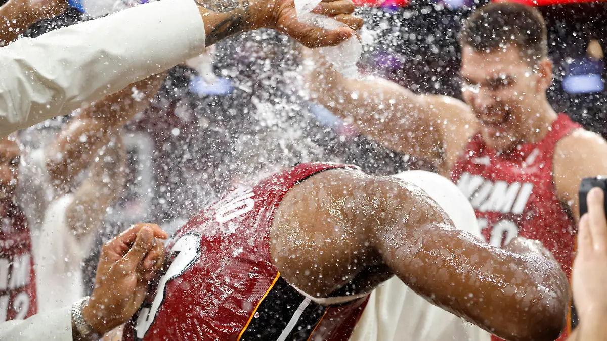 Mar 10, 2026; Miami, Florida, USA;  Miami Heat center Bam Adebayo (13) celebrates with teammates after becoming the NBA's second highest scorer of points, with 83 in a game against the Wshington Wizards at Kaseya Center. Mandatory Credit: Rhona Wise-Imagn Images