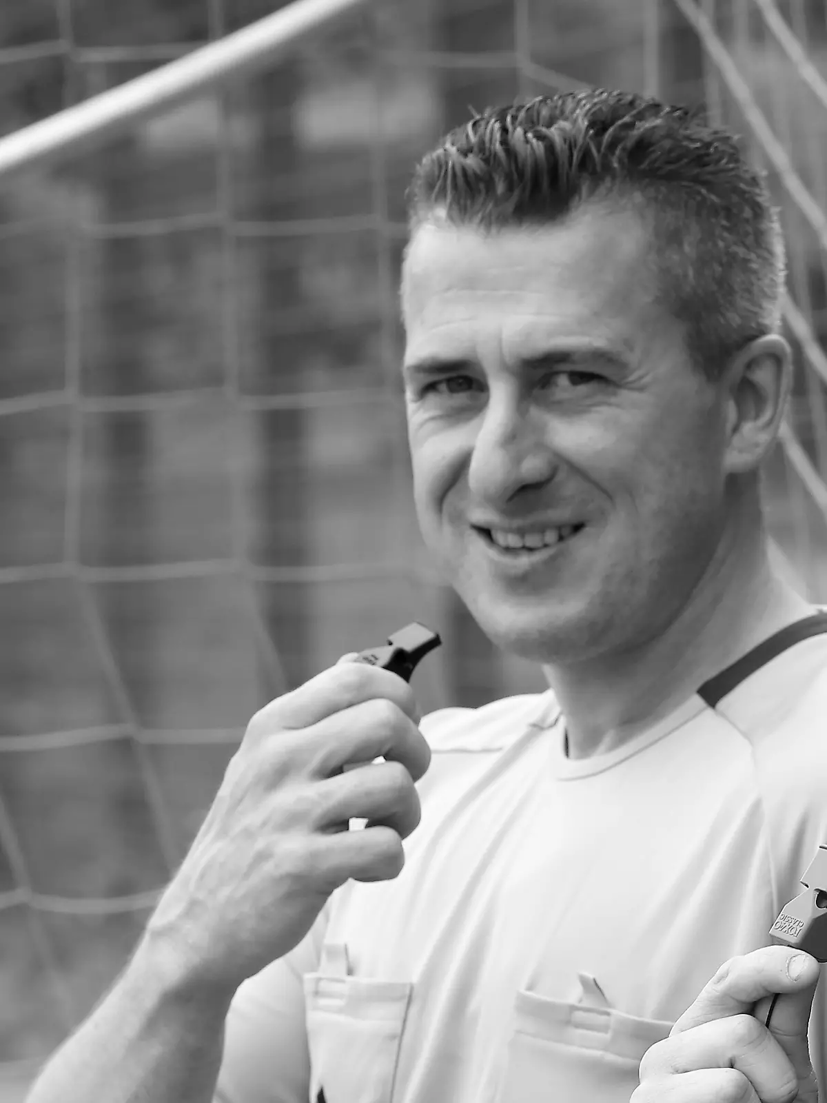 Bild zu: "Linienrichter (†55) stirbt nach Abpfiff"