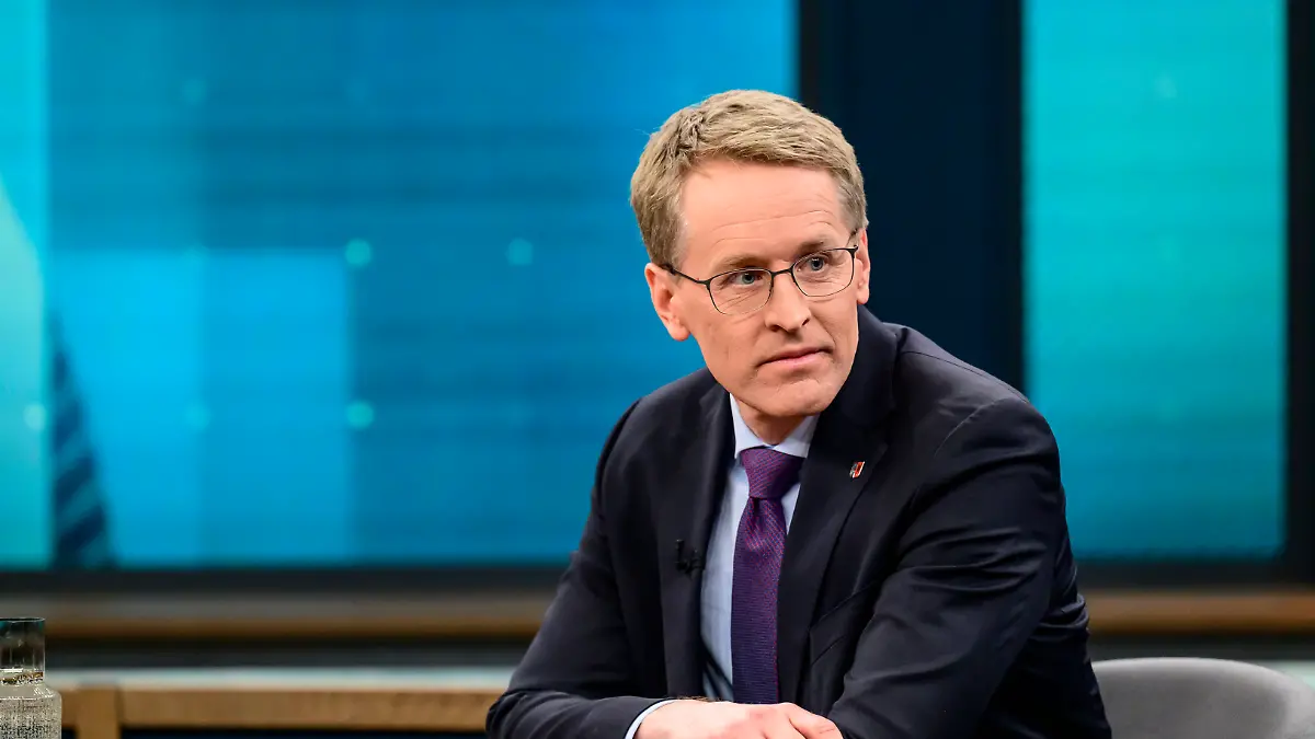 epi_1011189306_ACTIONPRESS FOTO ONLINE_action 260308 hmb mio xukhx 0259.jpg_Caren Miosga vom 08..jpg