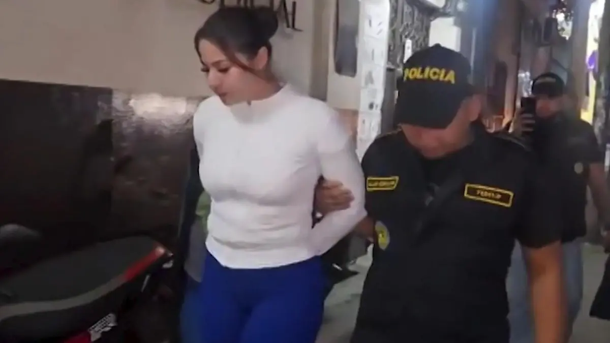 Schönheitskönigin festgenommen! Fans finden sie zu hübsch fürs Gefängnis Knast statt Krone?