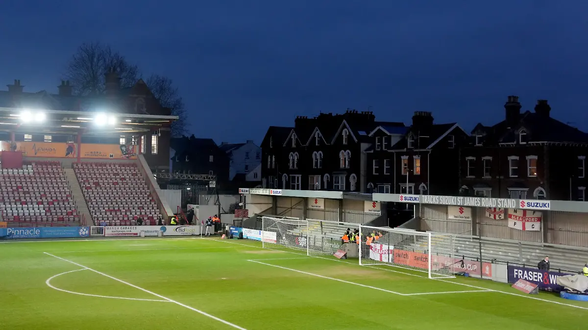 Exeter City v Nottingham Forest - Emirates FA Cup - Fourth Round - St James Park. General view of the stadium before the Emirates FA Cup fourth round match at St James Park, Exeter. Picture date: Tuesday February 11, 2025. See PA story SOCCER Exeter. Photo credit should read: Adam Davy/PA Wire. RESTRICTIONS: EDITORIAL USE ONLY No use with unauthorised audio, video, data, fixture lists, club/league logos or "live" services. Online in-match use limited to 120 images, no video emulation. No use in betting, games or single club/league/player publications. URN:78987531