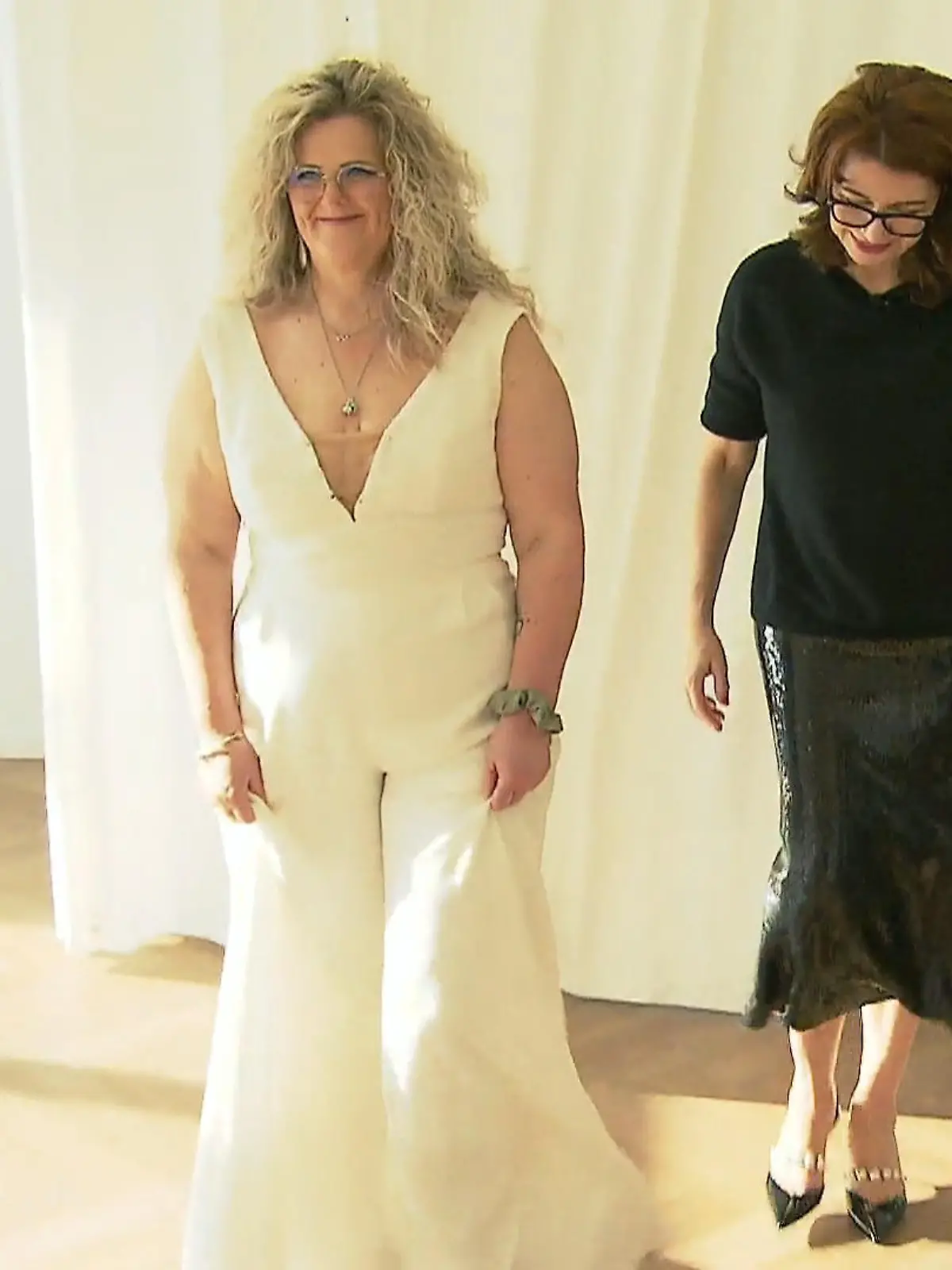 Bild zu: "Erster Jumpsuit, erste Reaktion: Kann Tanja damit Begleitung und Sohn überzeugen?"