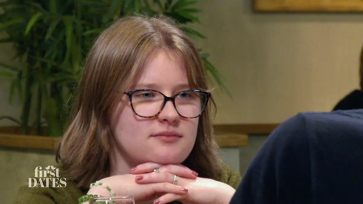 Pia und Steven finden ein erstes Thema – aber kommt jetzt auch richtig Fahrt ins Date? Zocken verbindet