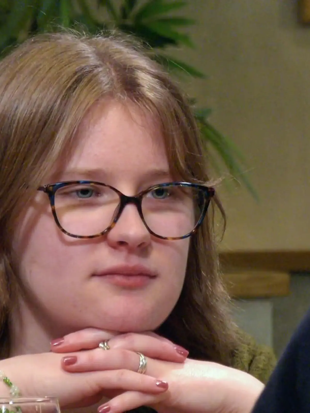 Bild zu: "Pia und Steven finden ein erstes Thema – aber kommt jetzt auch richtig Fahrt ins Date?"