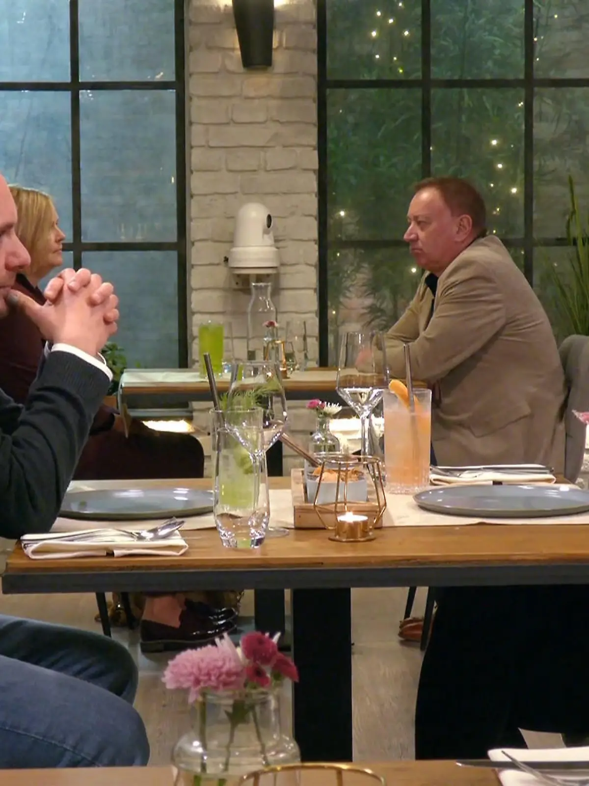 Bild zu: "Wandern, Reisen, guter Vibe – wird der Kinderwunsch für Carina und Sven zum Problem?"