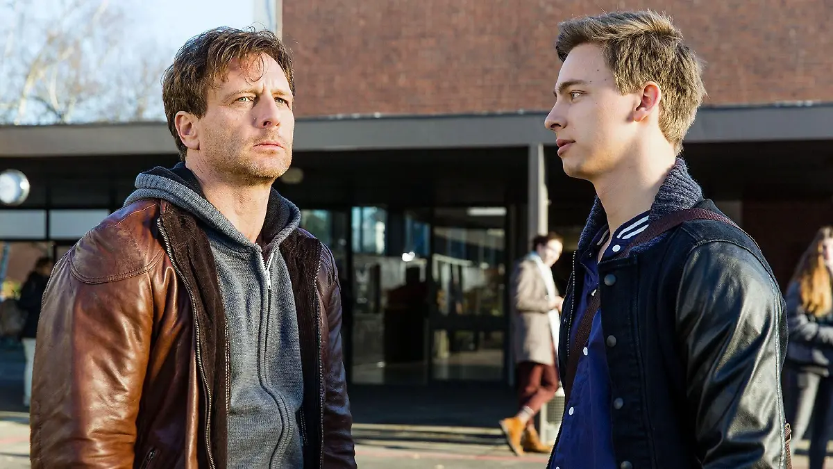 Like in a fucking French Movie... so unverkrampft