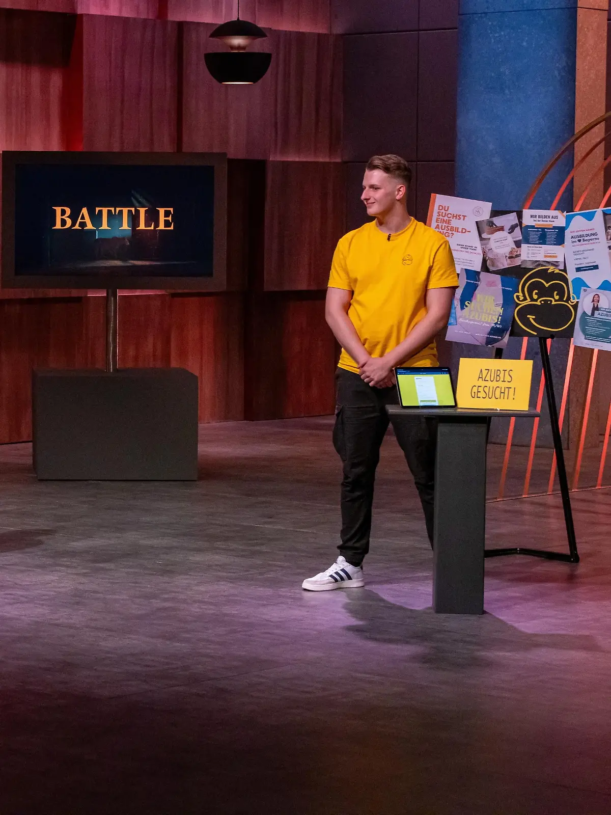 Die Höhle der Löwen: Beim Battle treten „Peak Protect” mit Gründer Christopher Czellary (l.) gegen „Jimmy” mit Gründer Phillip Hammerer gegeneinander an. Wer kann die Löwen mit seiner Geschäftsidee überzeugen und darf weiter pitchen?