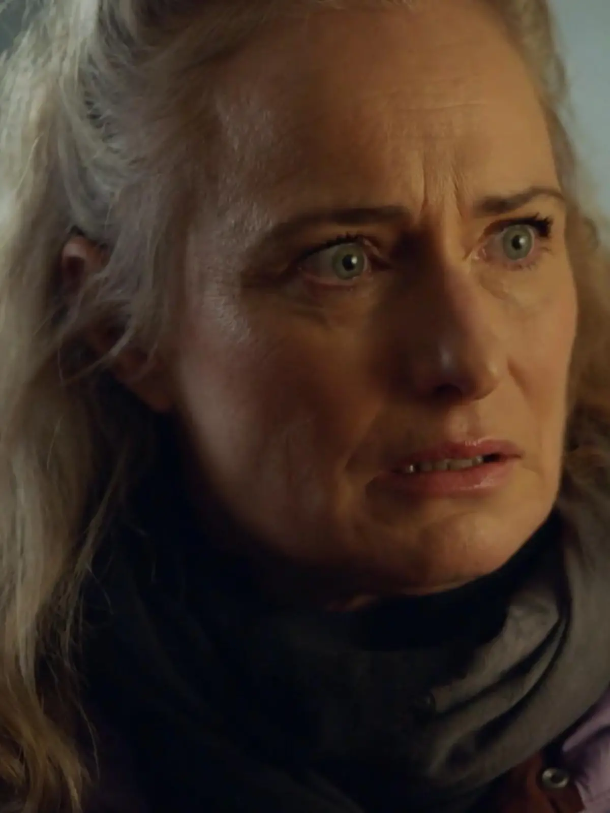 Bild zu: "Maren findet heraus, dass Lilly einen Rückfall hat"