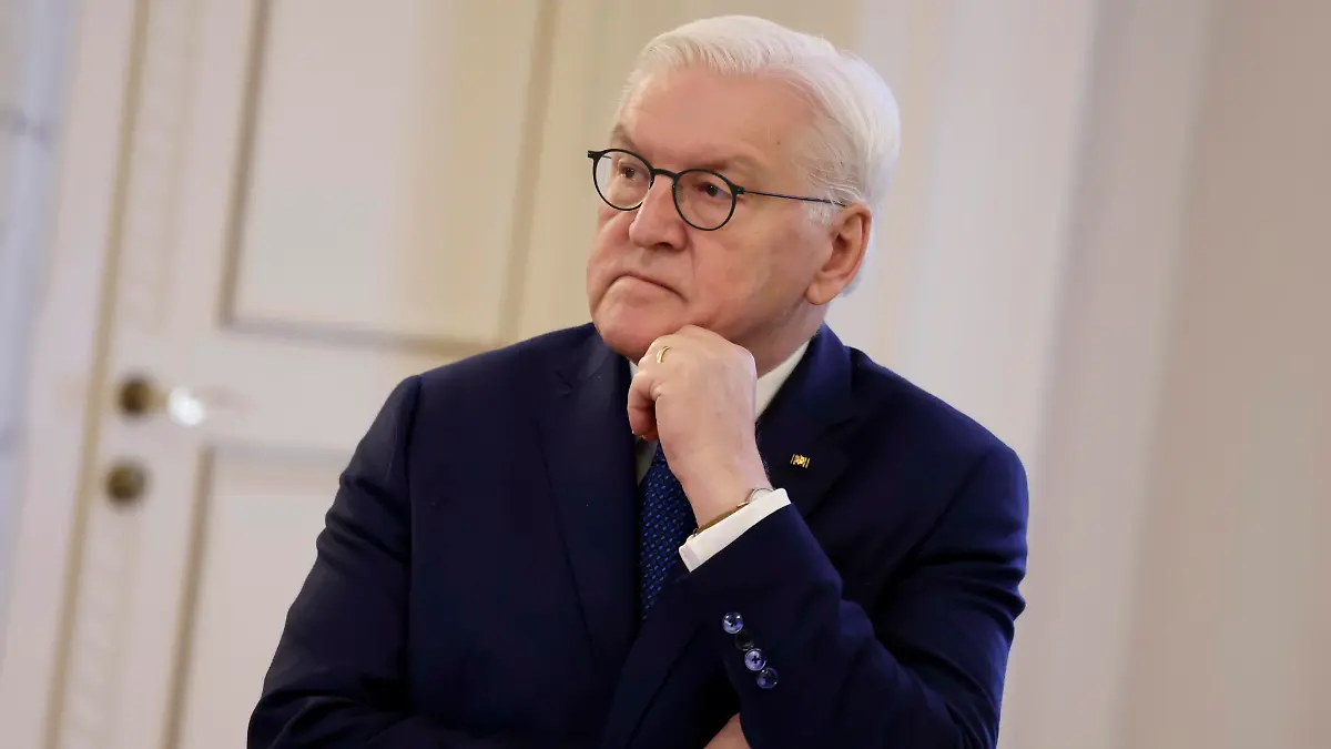 Frank-Walter Steinmeier, Bundespräsident, Deutschland, Berlin, Schloss Bellevue, Übergabe der Wohlfahrtsmarken 2026