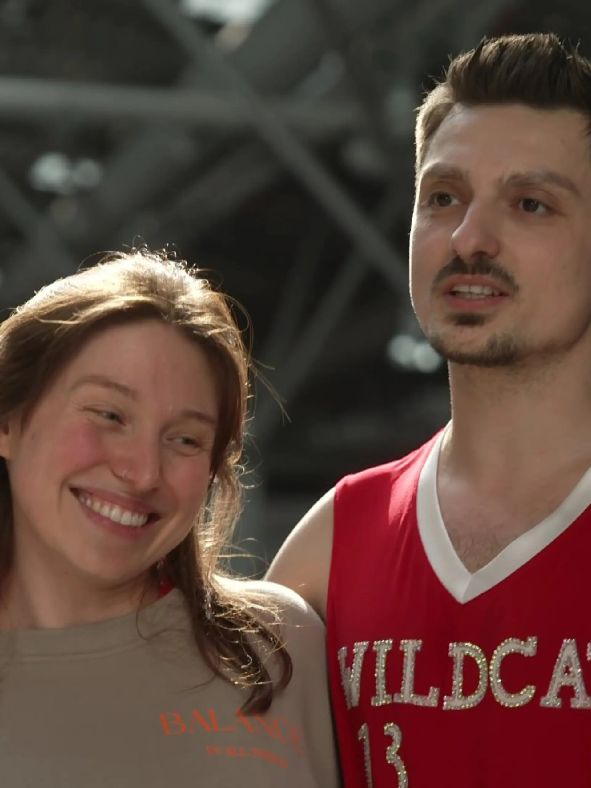 Bibi Heinicke und Tanzpartner Zsolt tanzen in „Let’s Dance”-Woche 2 einen Cha Cha Cha. 