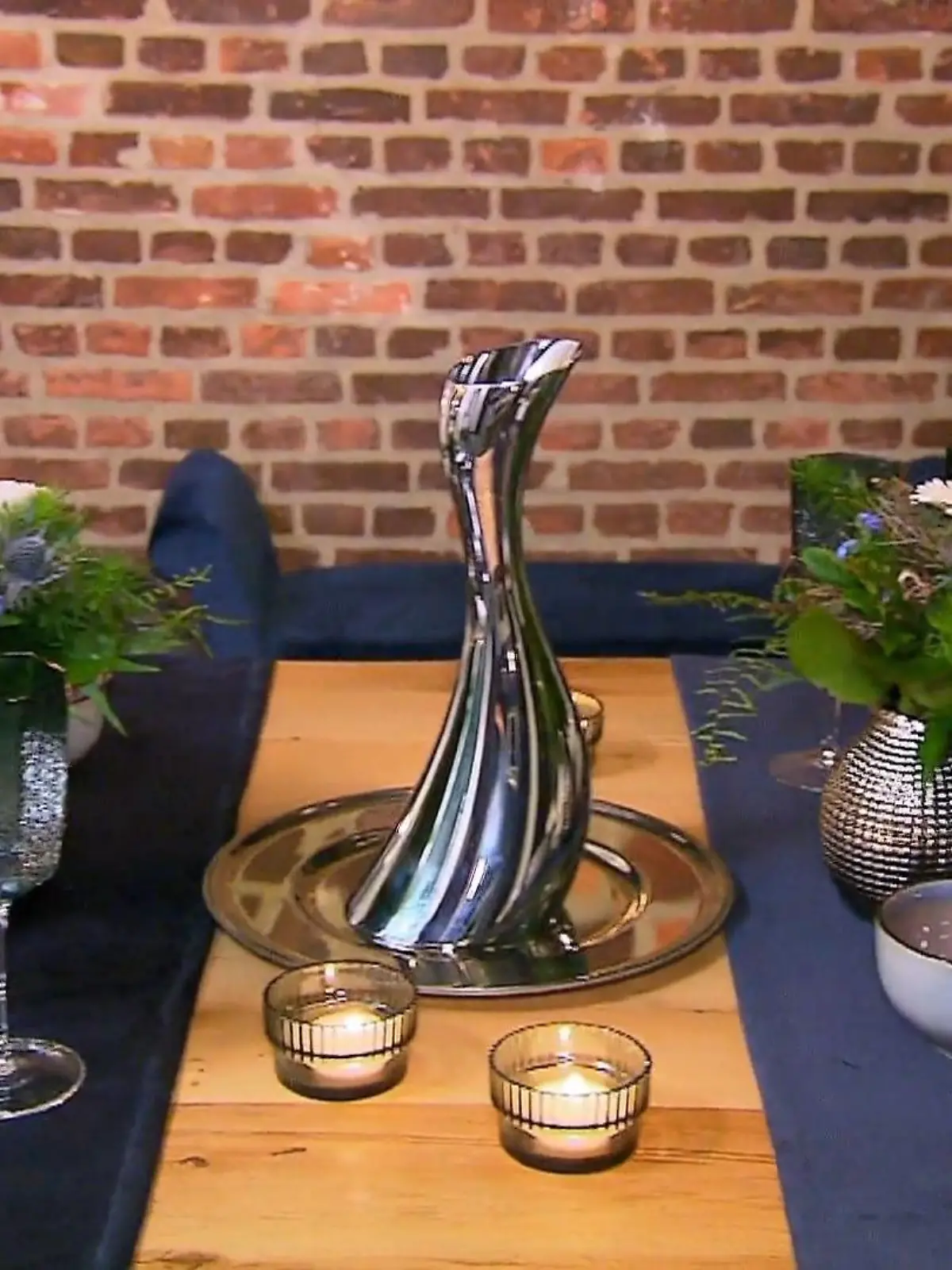 Bild zu: "Sylvia präsentiert ihren stilvollen Wintergarten"