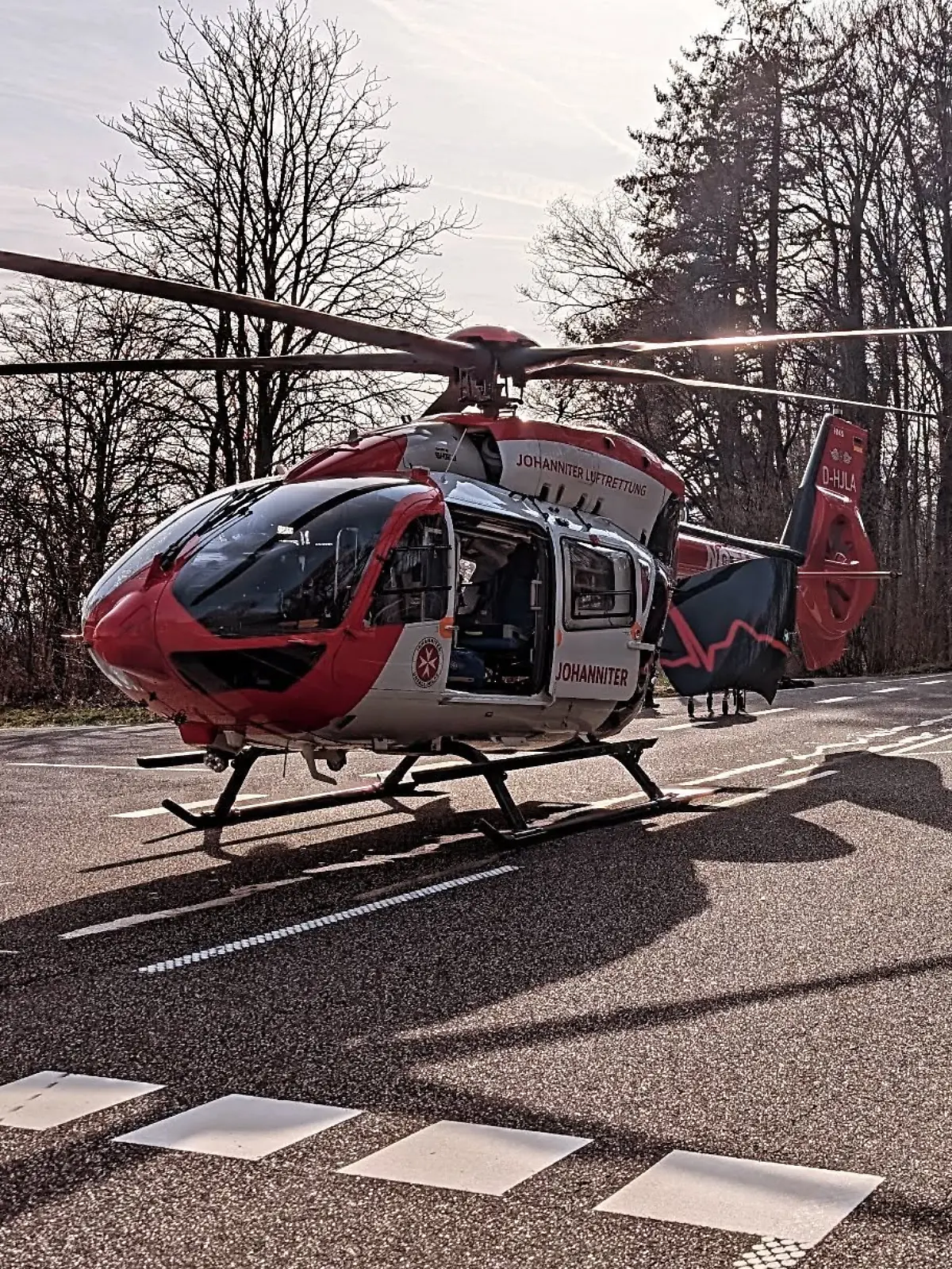 Bild zu: "„Auto als Waffe benutzt“ – jetzt spricht der angefahrene Hubschrauber-Pilot "