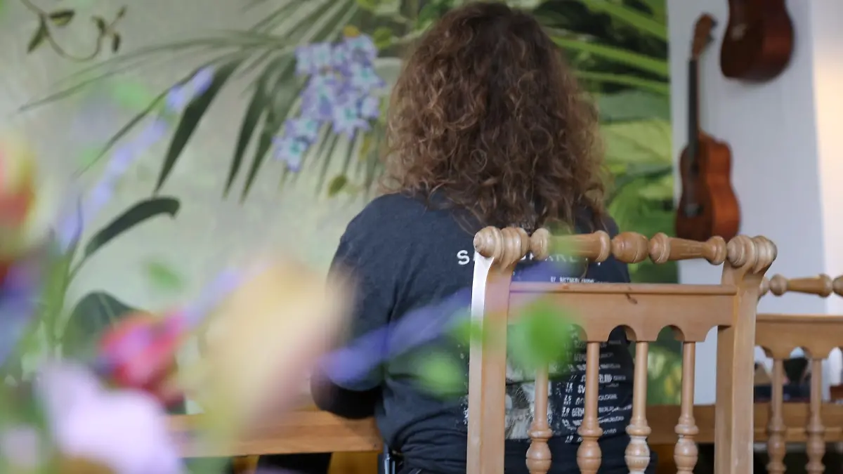 Frau verteilt anonym Geschenke in Osnabrück