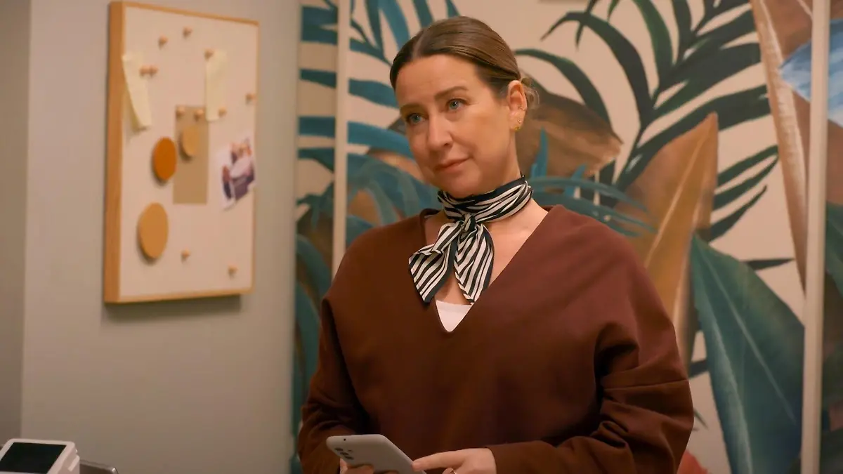 Ute klärt Ferhat über die Sache mit dem Verlobungsring auf „Unter uns“-Folge vom 18.03.26 auf RTL+