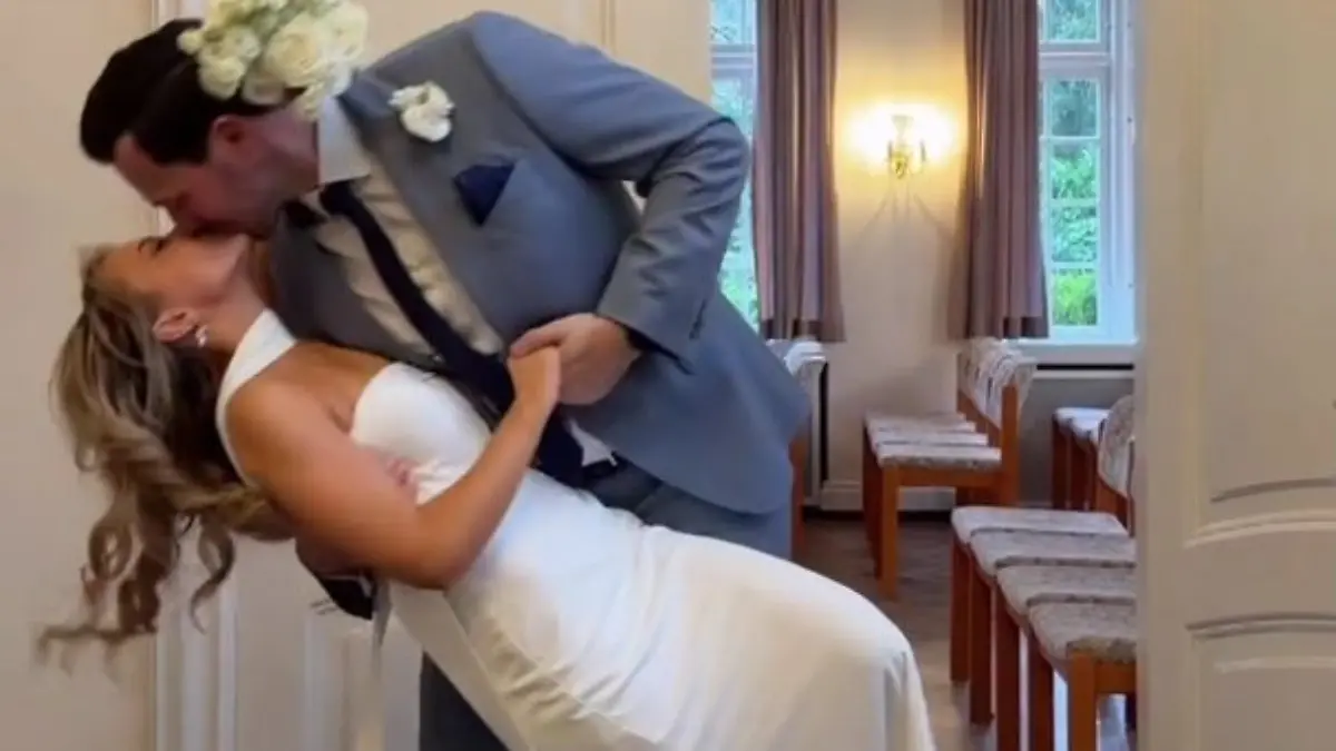 Ex-Bachelor hat JA gesagt – erste Hochzeitsbilder von Sebastian und Jenny Koepper