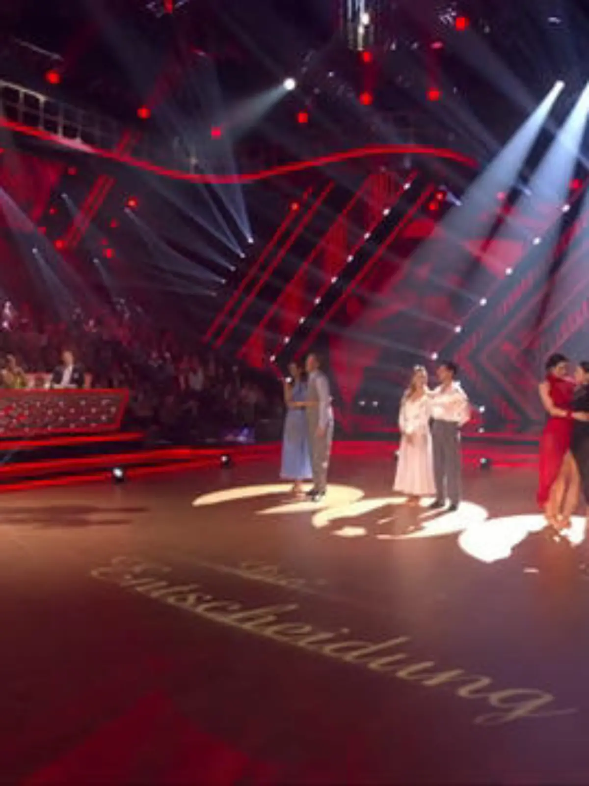 Bild zu: "Wer muss heute um den Verbleib in der Show bangen?"