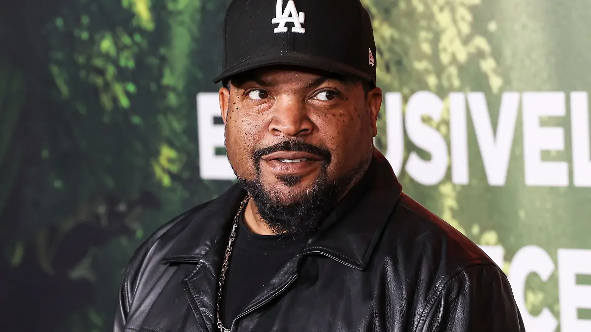 LOS ANGELES, CALIFORNIA, USA - DECEMBER 13: American rapper, actor, producer, and songwriter Ice Cube (OâShea Jackson Sr.) arrives at the World Premiere Of Columbia Pictures' 'Anaconda' held at The United Theater on Broadway at STILE Downtown Los Angeles by Kasa on December 13, 2025 in Los Angeles, California, United States., Credit:Xavier Collin / Avalon