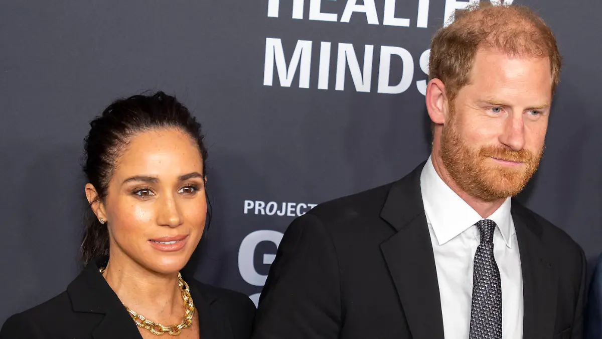 October 9, 2025, New York, United States: L-R Meghan, Duchess of Sussex and Prince Harry, Duke of Sussex, attend the Project Healthy Minds 3rd Annual Gala at Spring Studios. New York United States - ZUMAs197 20251009_aaa_s197_504 Copyright: xRonxAdarx