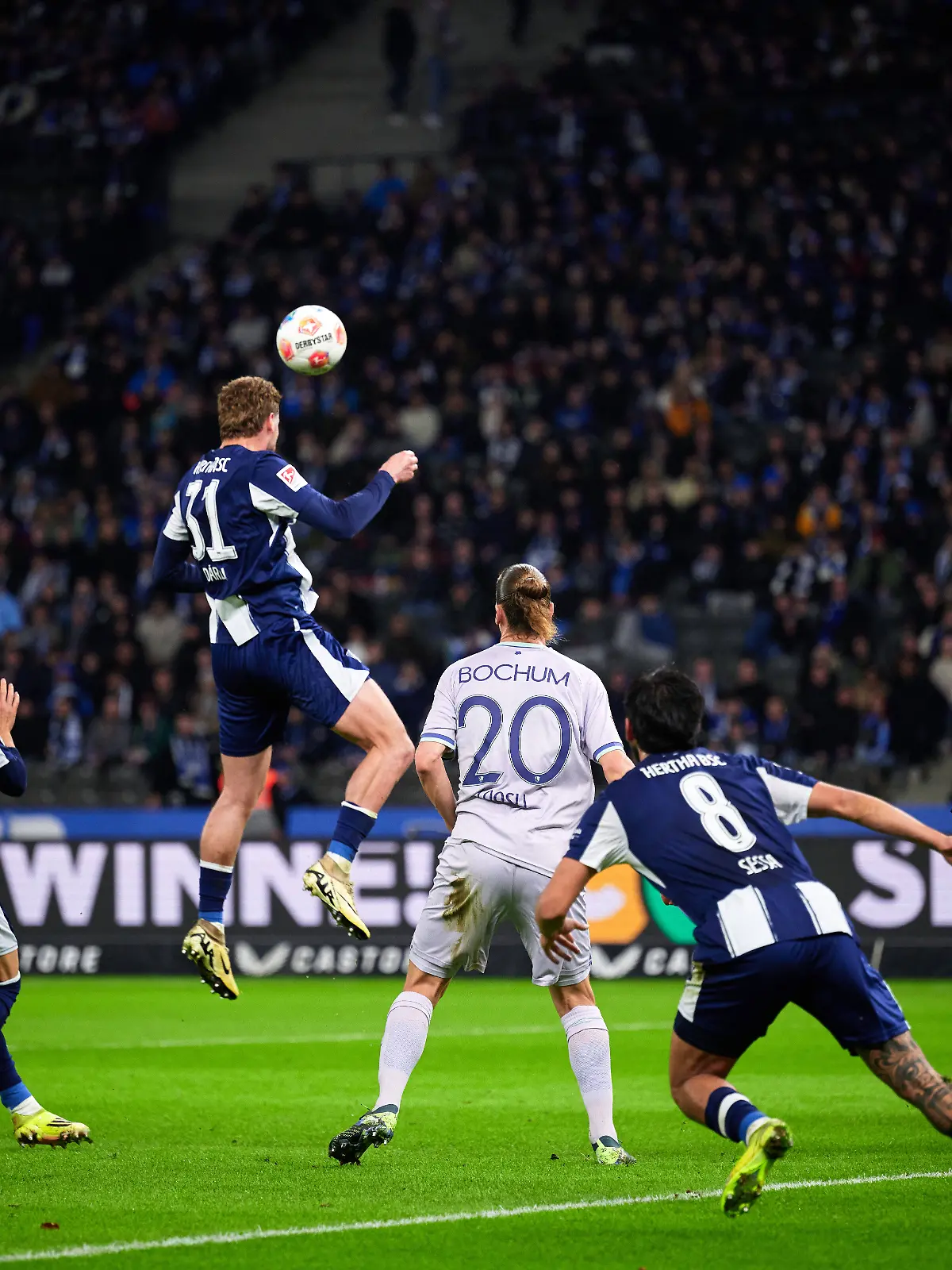 Marton Dardai Hertha BSC, 31, Kopfball, GER, Hertha BSC vs. ,VfL Bochum 1848, 2. Bundesliga, Saison 2025/2026, 26. Spieltag, 14.03.2026 DFL REGULATIONS PROHIBIT ANY USE OF PHOTOGRAPHS AS IMAGE SEQUENCES AND/ OR QUASI - VIDEO. GER, Hertha BSC vs. ,VfL Bochum 1848, 2. Bundesliga, Saison 2025/2026, 26. Spieltag, 14.03.2026 Berlin *** Marton Dardai Hertha BSC, 31 , Header, GER, Hertha BSC vs ,VfL Bochum 1848, 2 Bundesliga, Season 2025 2026, Matchday 26, 14 03 2026 DFL REGULATIONS PROHIBIT ANY USE OF PHOTOGRAPHS AS IMAGE SEQUENCES AND OR QUASI VIDEO GER, Hertha BSC vs ,VfL Bochum 1848, 2 Bundesliga, Season 2025 2026, Matchday 26, 14 03 2026 Berlin Copyright: xClaudiusxRauch,xEibner-Pressefotox/xClaudiusxRauchx EP_CRH