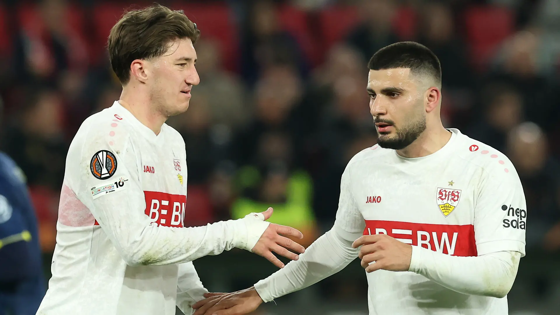 Kommen Angelo Stiller (l.) und Deniz Undav im Rückspiel zurück? RTL zeigt das Europa-League-Spiel FC Porto gegen VfB Stuttgart im TV und auf RTL+ online im Stream