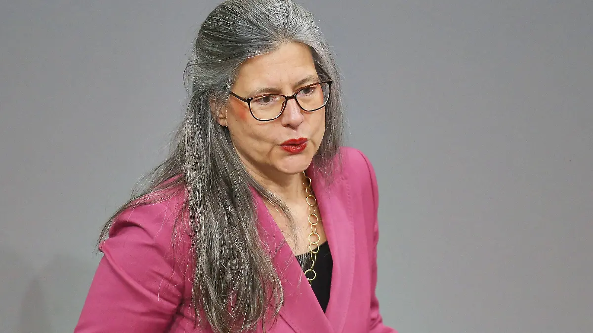 Berlin, Deutschland, 13.11.2025: Deutscher Bundestag: 40. Bundestagssitzung: Nina Scheer, SPD *** Berlin, Germany, 13 11 2025 German Bundestag 40 Bundestag session Nina Scheer, SPD Copyright: xdtsxNachrichtenagenturx dts_93601