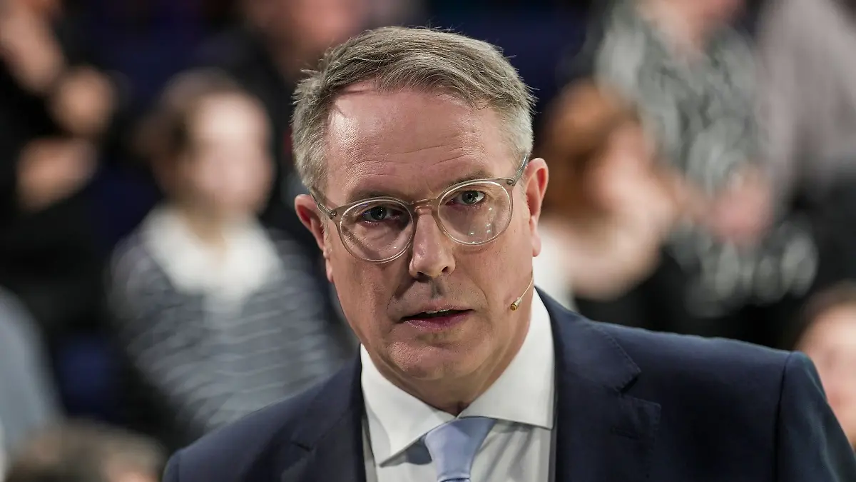 Ministerpräsident Schweitzer sieht in den Absprachen mit Parteien wie der AfD eine Täuschung der Wählerinnen und Wähler der Union (Archivbild).