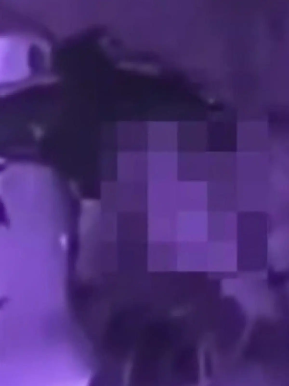 Bild zu: "Sex im Dienst! Polizist (22) schiebt Nummer hinter Streifenwagen"