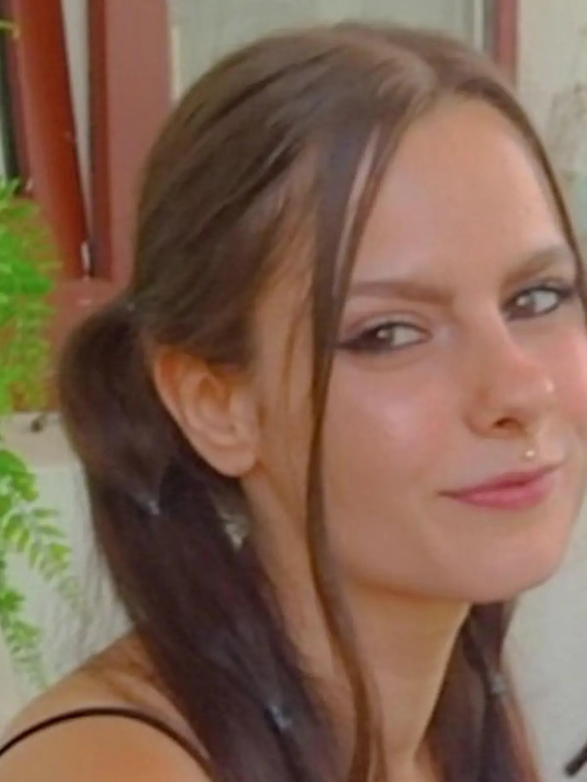 Bild zu: "Michelle (25) seit Mittwoch spurlos verschwunden – mit blutiger Wunde am Hals!"