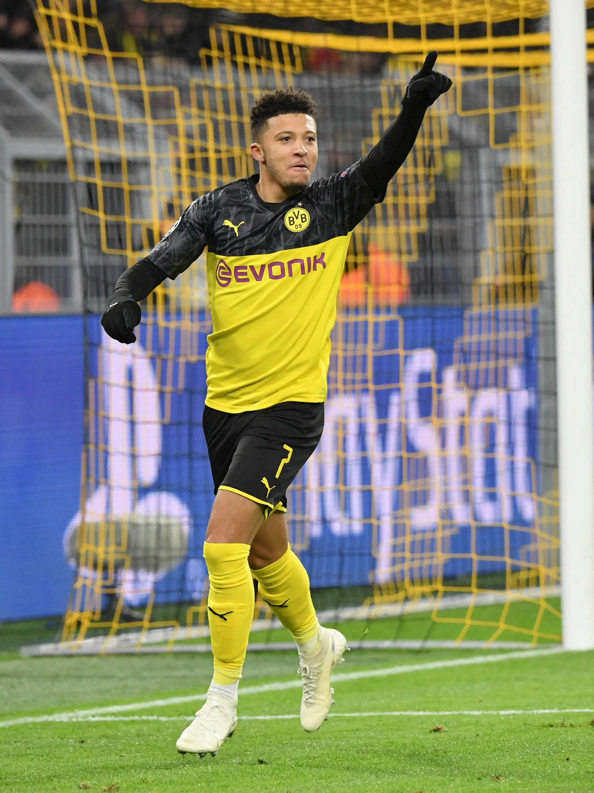  10.12.2019, Fussball, UEFA Champions League 2019/20, Vorrunde, 6. Spieltag, Borussia Dortmund - Slavia Prag, Jubel Jadon Sancho Borussia Dortmund Dortmund Nordrhein Westfalen Deutschland *** 10 12 2019, Football, UEFA Champions League 2019 20, Preliminary Round, 6 Matchday, Borussia Dortmund Slavia Prague, Jubel Jadon Sancho Borussia Dortmund Dortmund Nordrhein Westfalen Germany Team2
