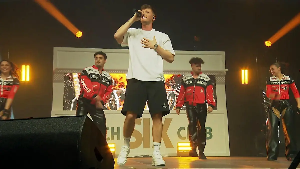 Julian Sommer auf Deutschlandtour Ballermann in Köln