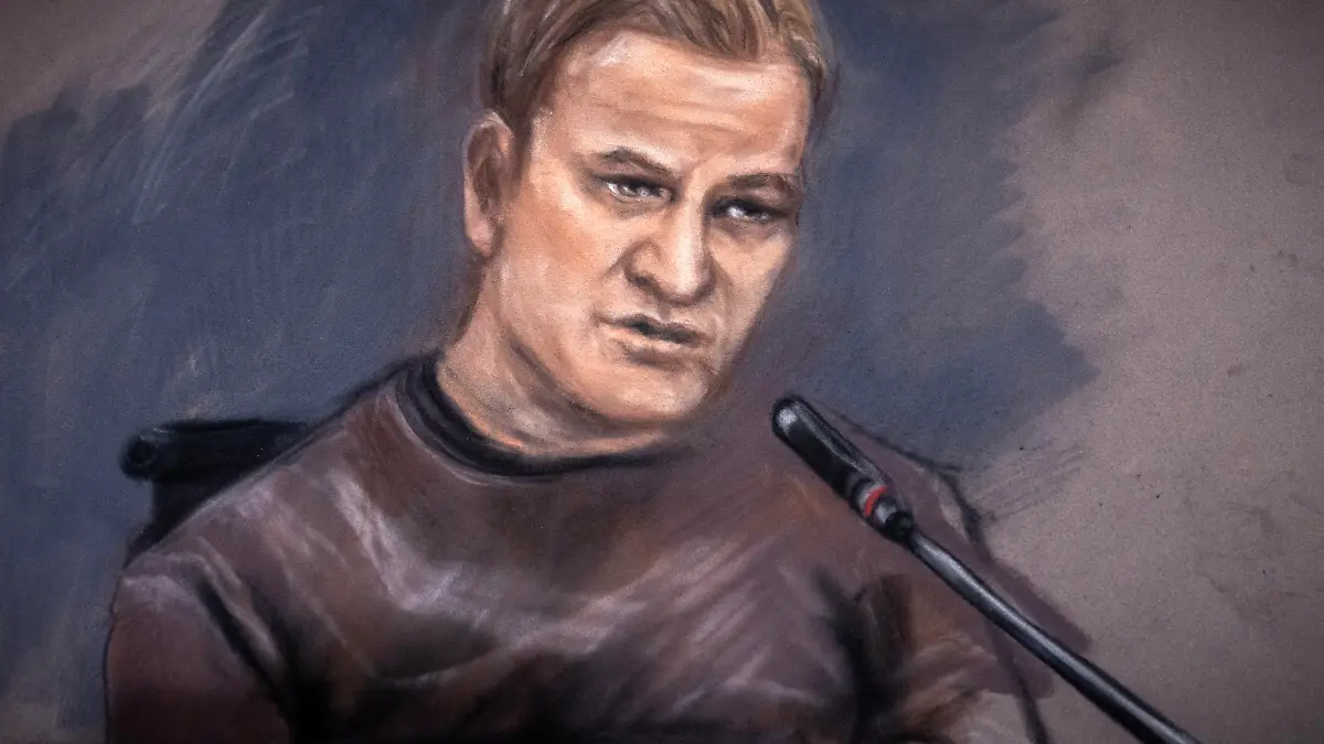 Oslo 20260225. Court drawing of Marius Borg Hoiby on Wednesday. Hoiby (29) is charged with a total of 38 incidents, including four rapes in bed, assault, violence, threats, damage, storage and delivery of marijuana, violation of a restraining order and violation of the Road Traffic Act. He partially pleads guilty to the one victim, the "Frogner woman", and the charge of threats. He also pleads guilty to violations of the Road Traffic Act, the restraining order and the drug charge. He denies the rest of the charges. There are a total of seven victims. Drawing: Ane Hem / NTB