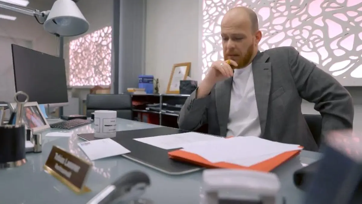 Unter uns: Tobias beschließt, Vivien für tot erklären zu lassen