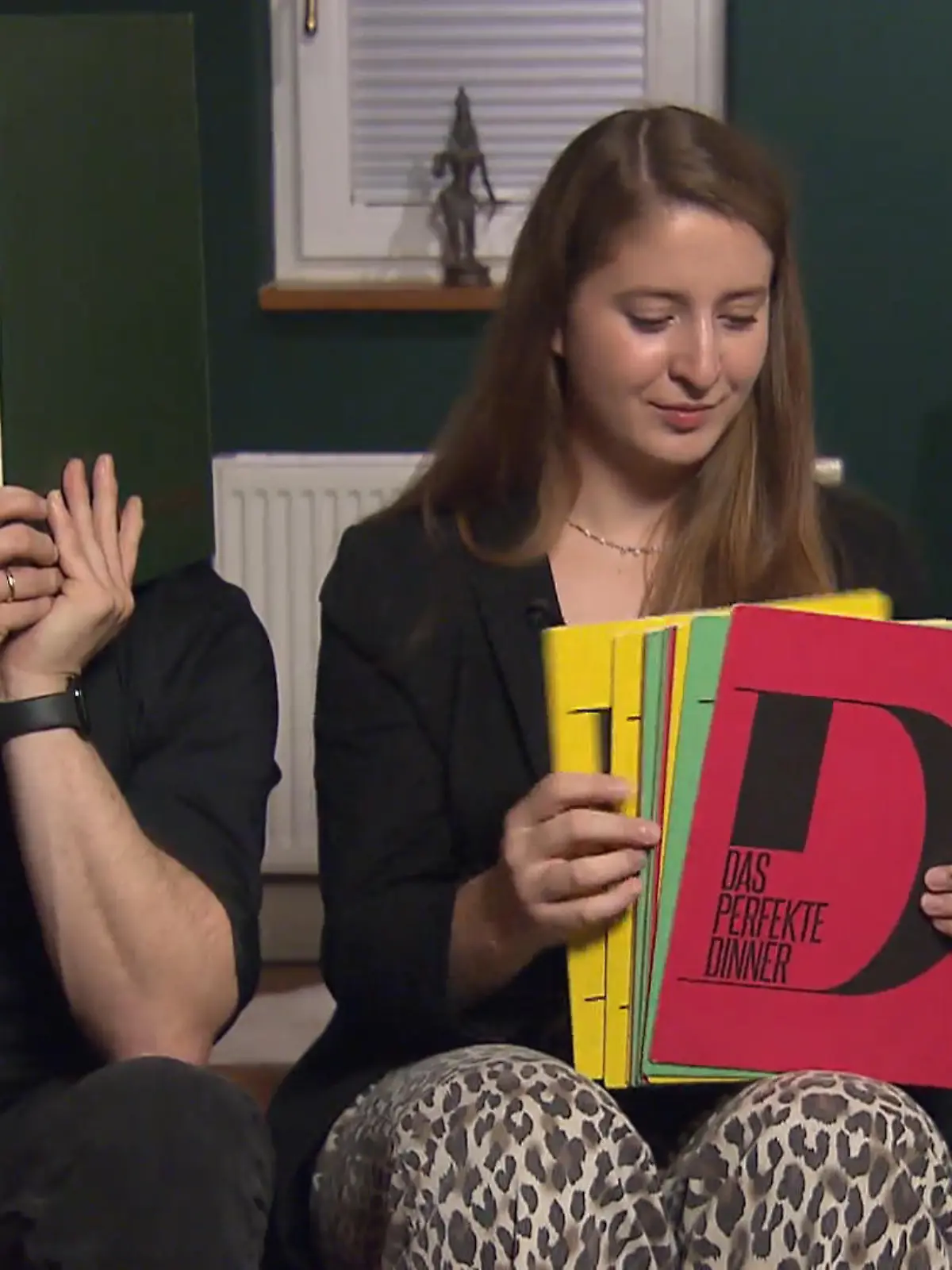 Bild zu: "Lilia öffnet bei 'Das perfekte Dinner' die Türen zu ihrem großen Zuhause und setzt dabei a"