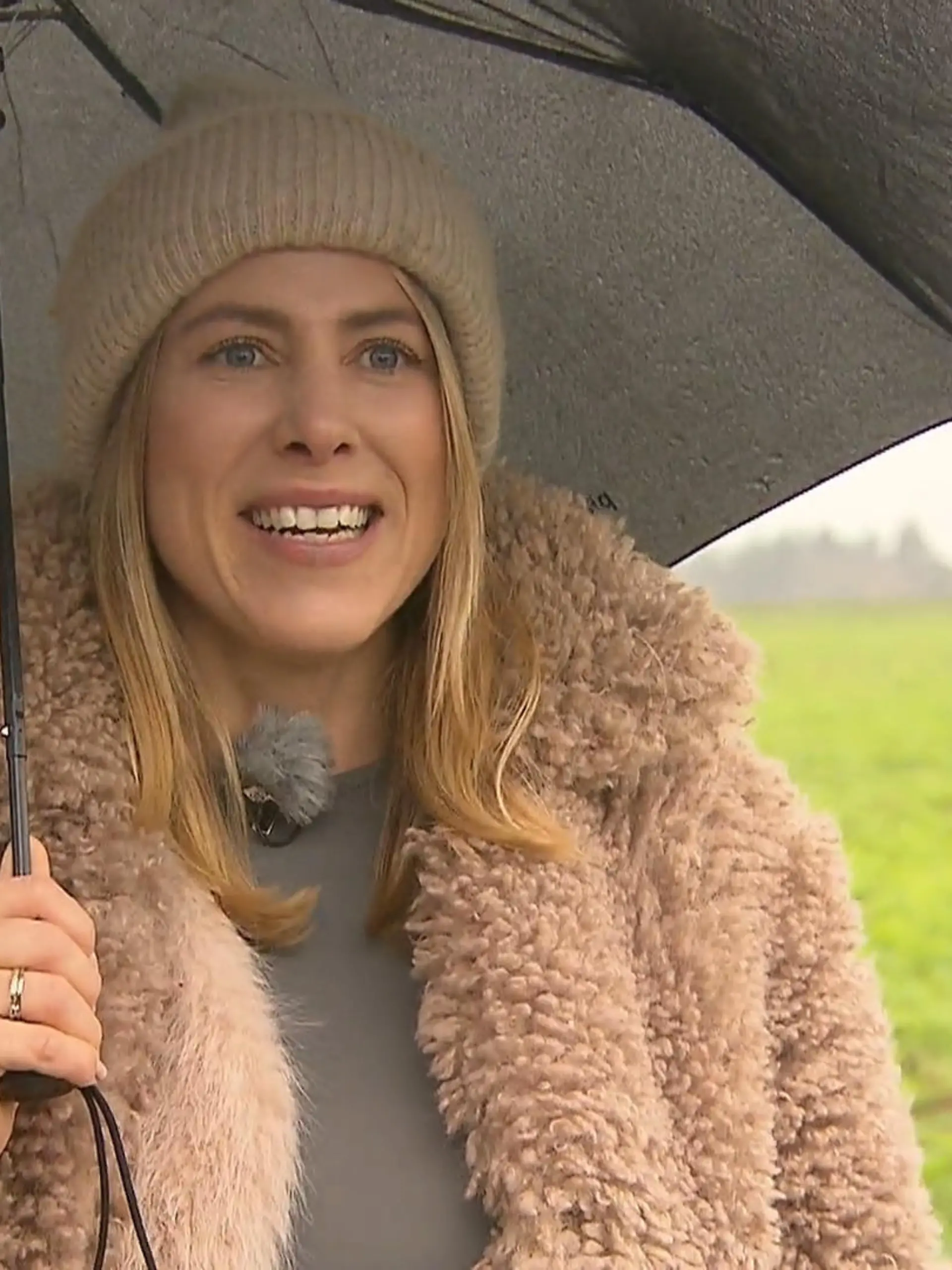 Bild zu: "Ihr steht alles? Natalie aus Ulm will mit jedem Teil ein Hammer-Outfit bauen"