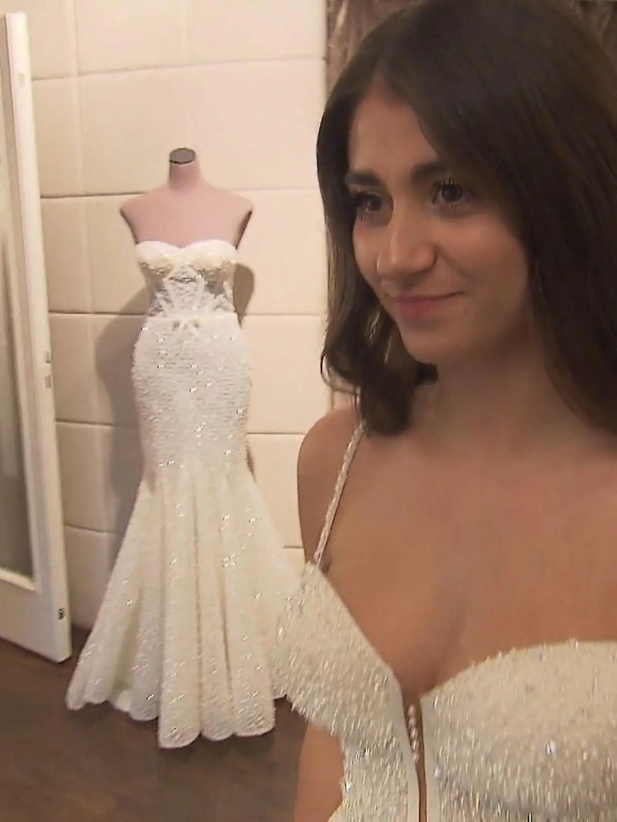 Bild zu: "Eine teure Braut mit wenig Geld..."