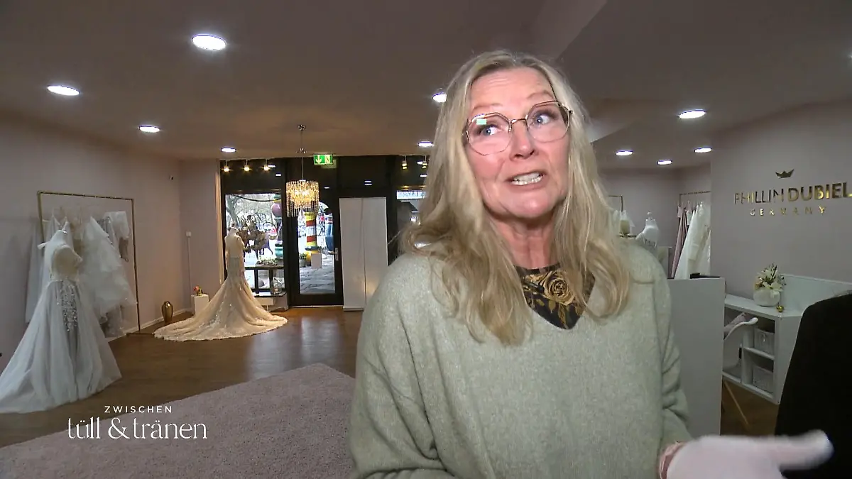 Die Braut möchte Wow-Effekt statt Sahnehäubchen Elegant und schlicht bitte