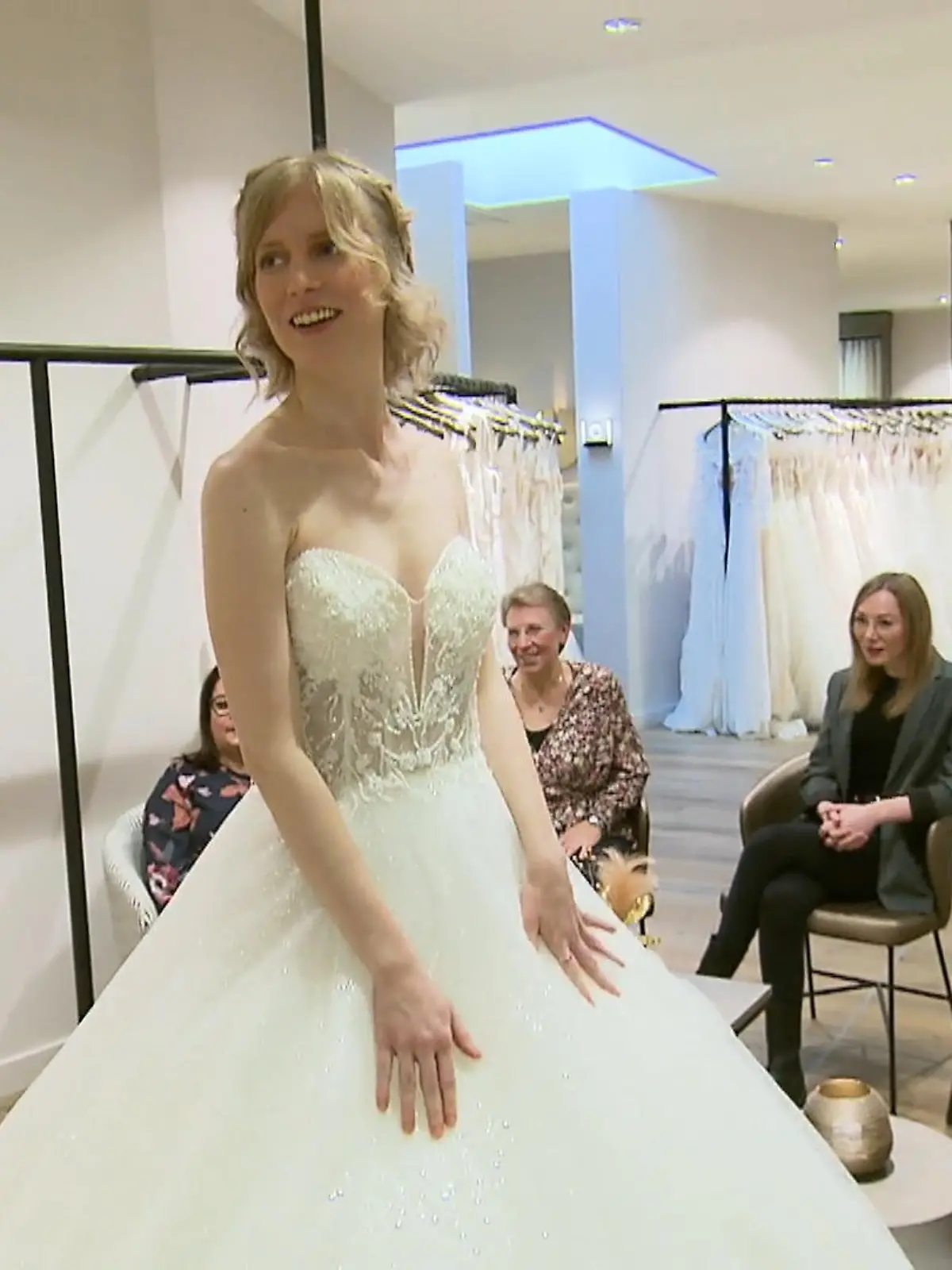 Bild zu: "Ein echtes Prinzessinnengefühl beim ersten Kleid"