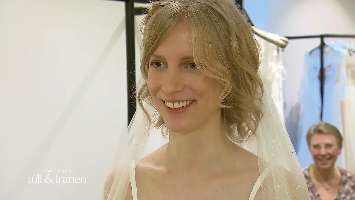 Ein Kleid, wie für Farina gemacht Traumkleid gefunden