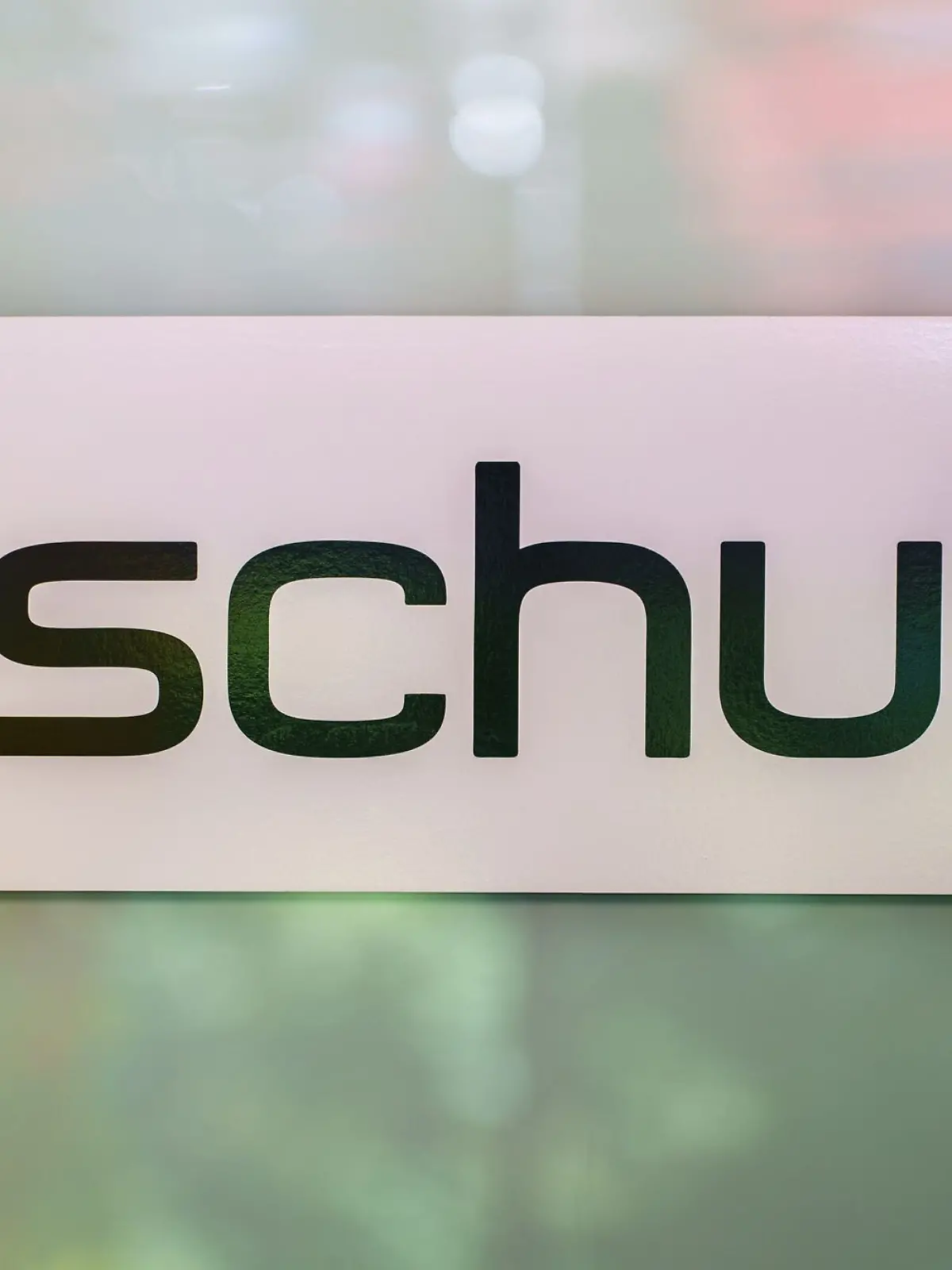 Die Auskunftei will das "Blackbox"-Image loswerden. (Archivbild)