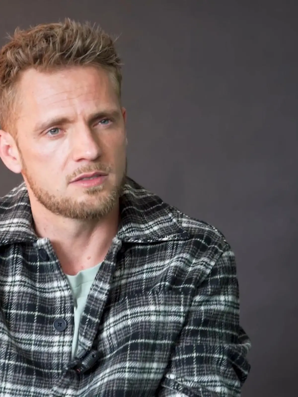 Bild zu: "GZSZ-Star Niklas Osterloh leidet mit seiner Rolle Paul"