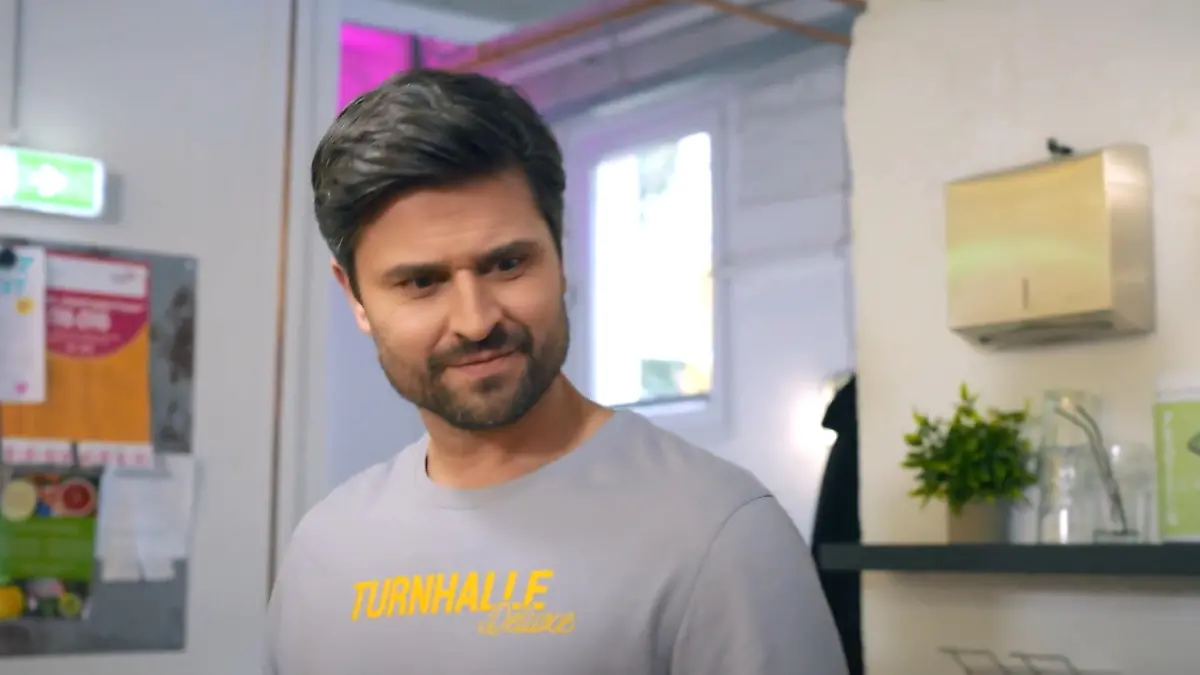 Unter uns: Paco macht sich neue Hoffnungen auf Naomi