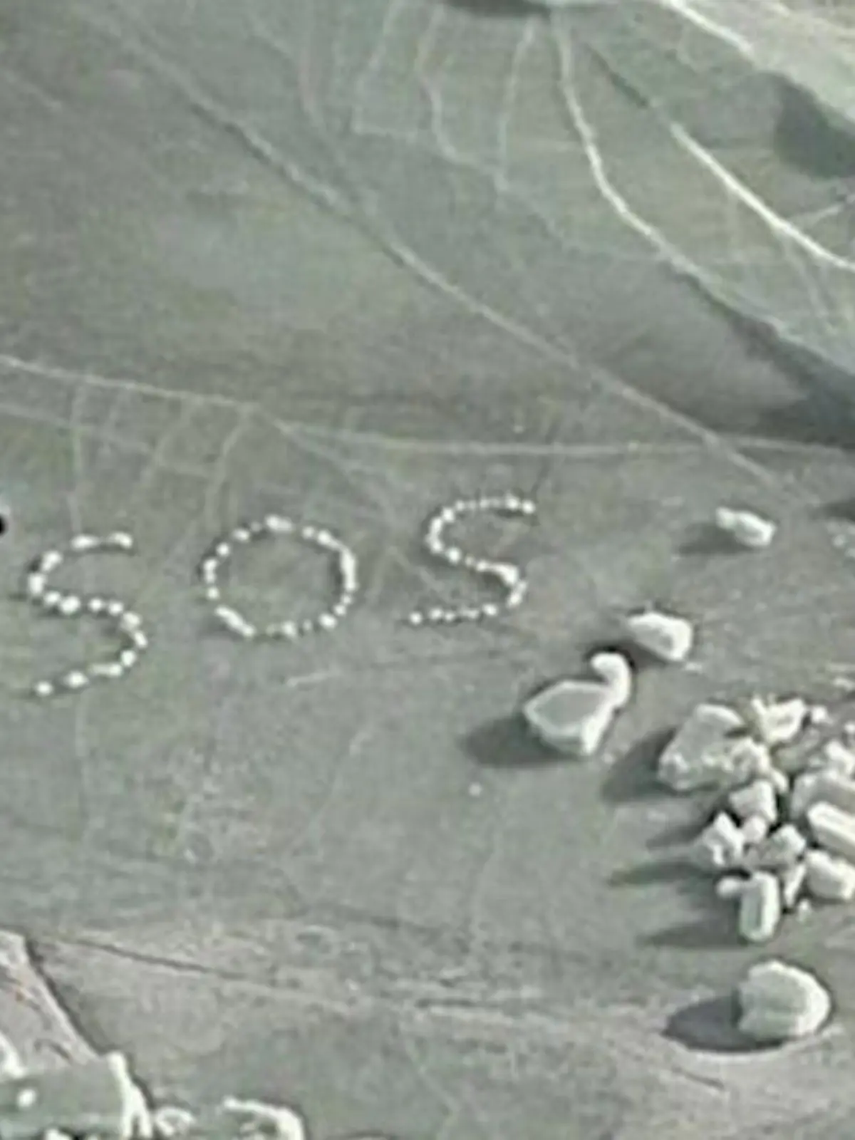 Bild zu: "Hilfeschrei von der Eisscholle! Deutsches Paar auf der Ostsee gefangen"