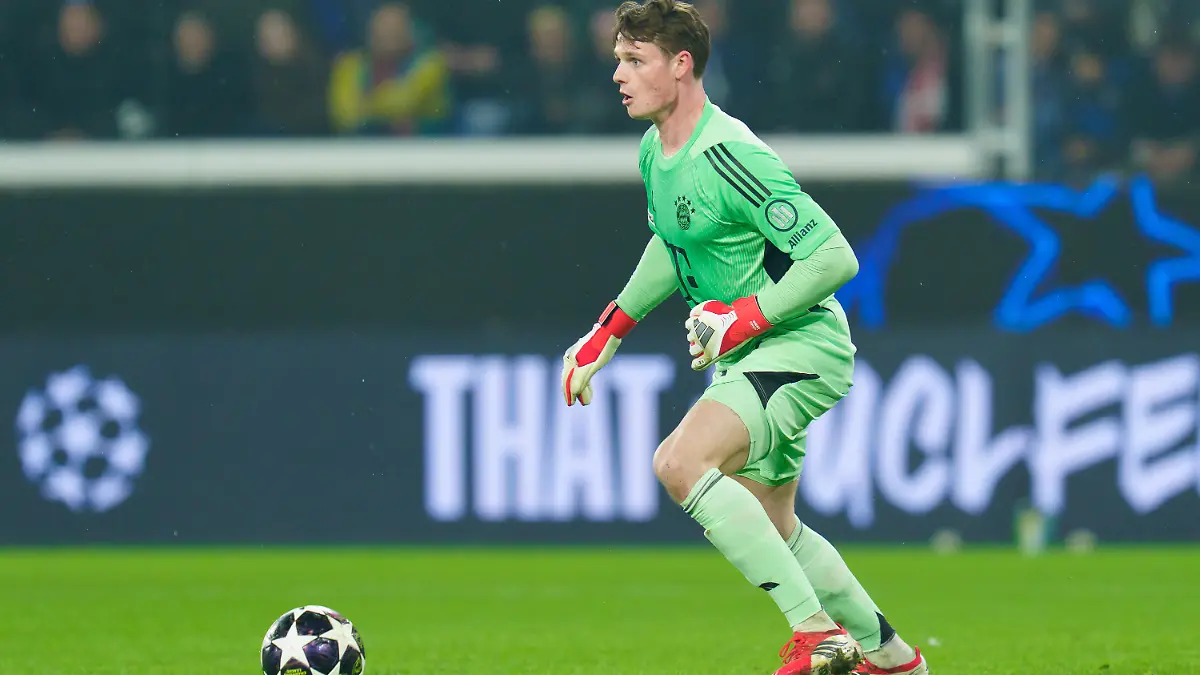 Jonas Urbig of FC Bayern Munchen during the serie UEFA Champions League 2025/26 Round of 16 match between Atalanta BC and FC Bayern Munchen at Gewiss Stadium on March 10, 2026 in Bergamo, Italy (Photo by Giuseppe Maffia/NurPhoto)